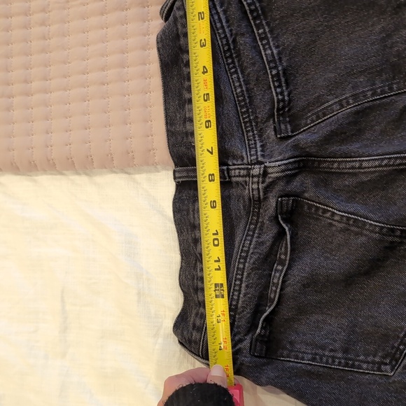 Abercrombie & Fitch women Dark Grey/Black Relaxed Jeans - Picture 4 of 6